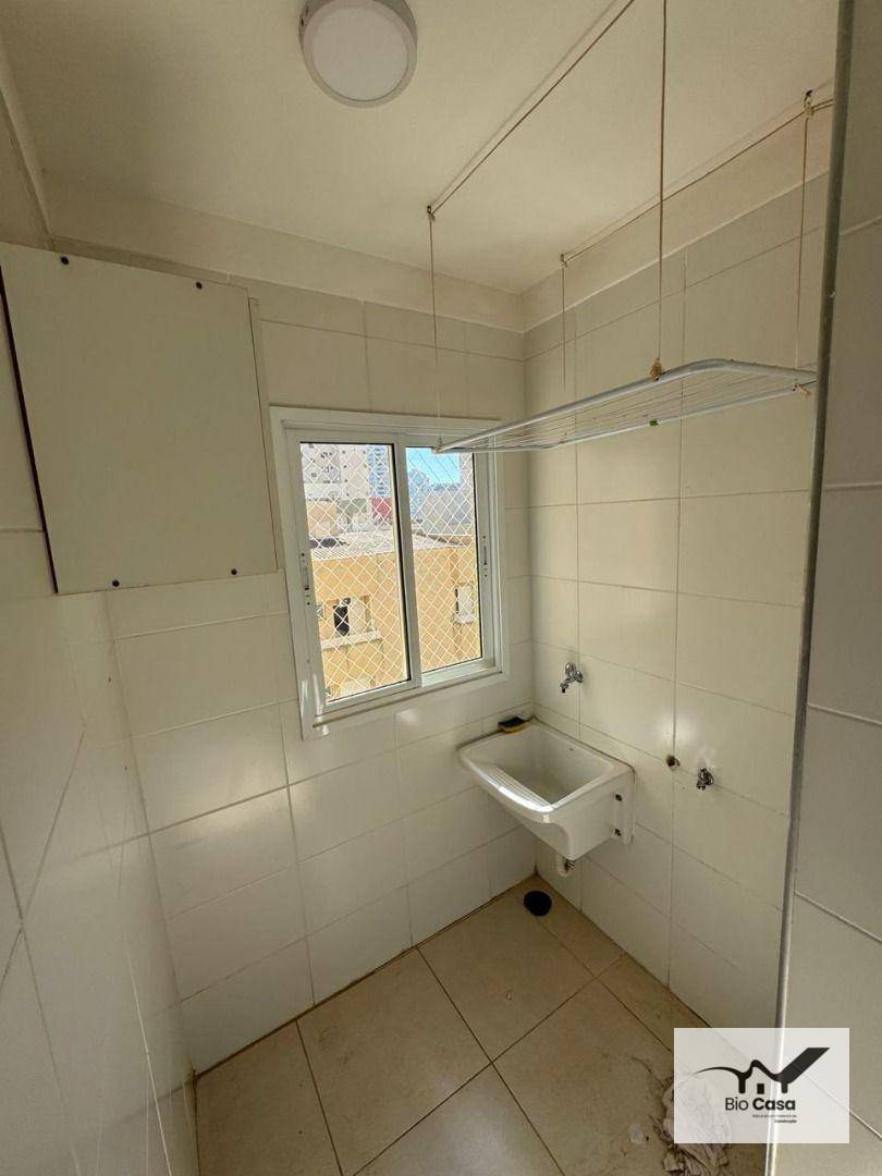 Apartamento à venda com 2 quartos, 66m² - Foto 4