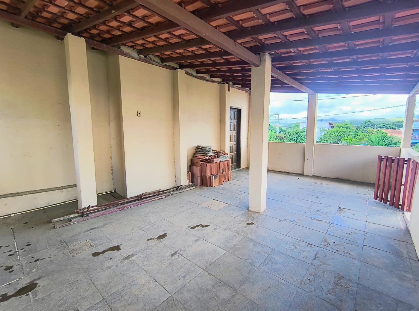 Casa à venda com 2 quartos, 450m² - Foto 22