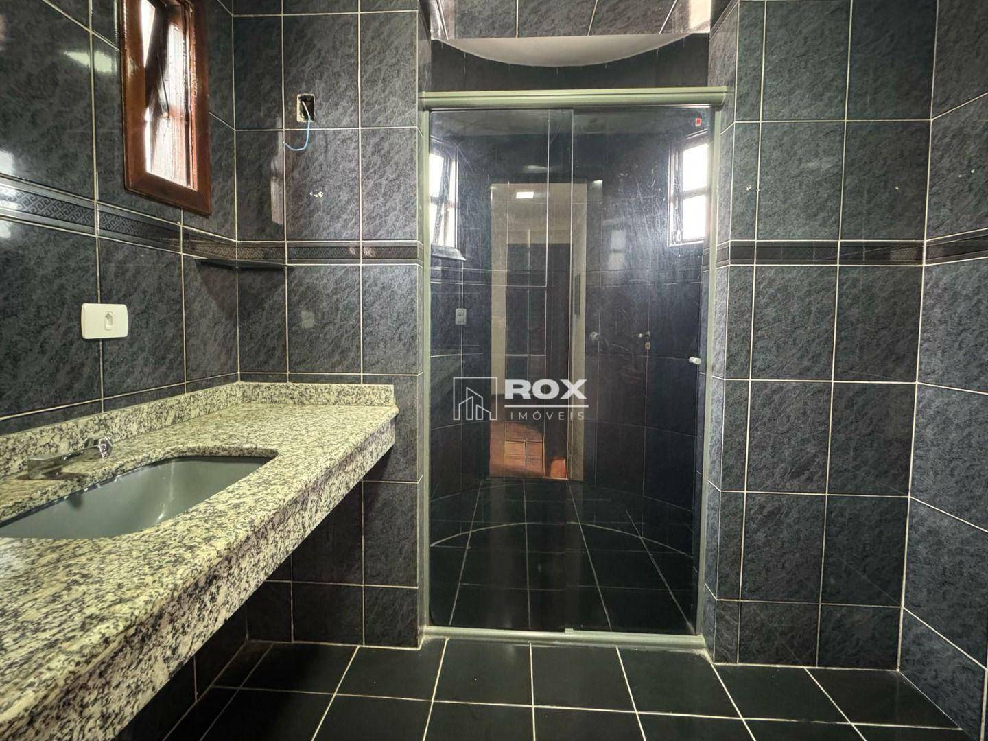 Casa à venda com 5 quartos, 350m² - Foto 34