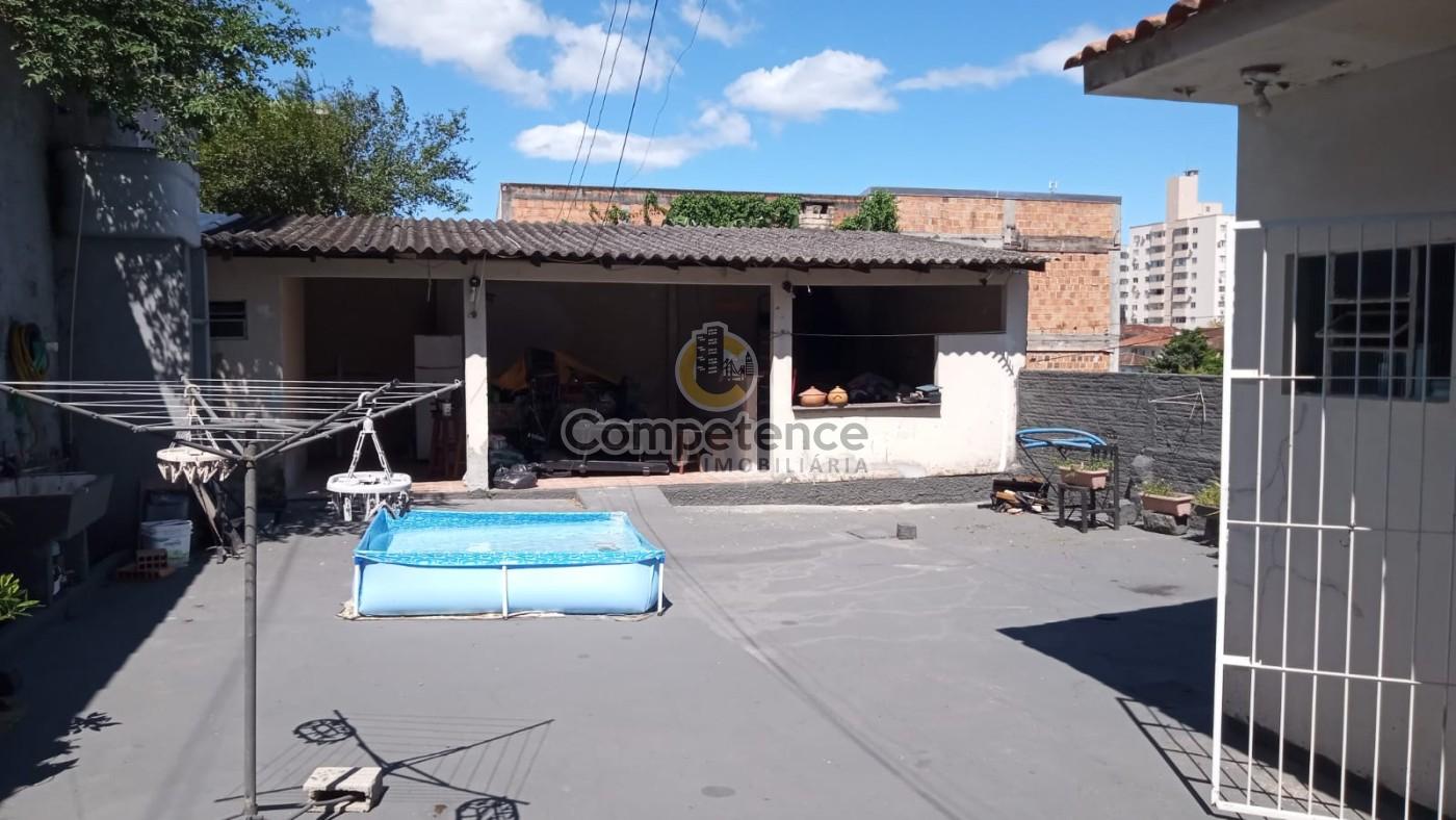 Casa à venda com 3 quartos, 189m² - Foto 18
