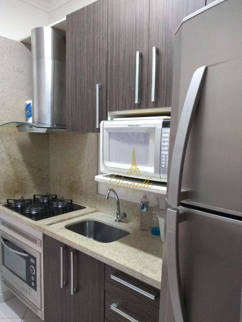 Apartamento à venda com 3 quartos, 60m² - Foto 22