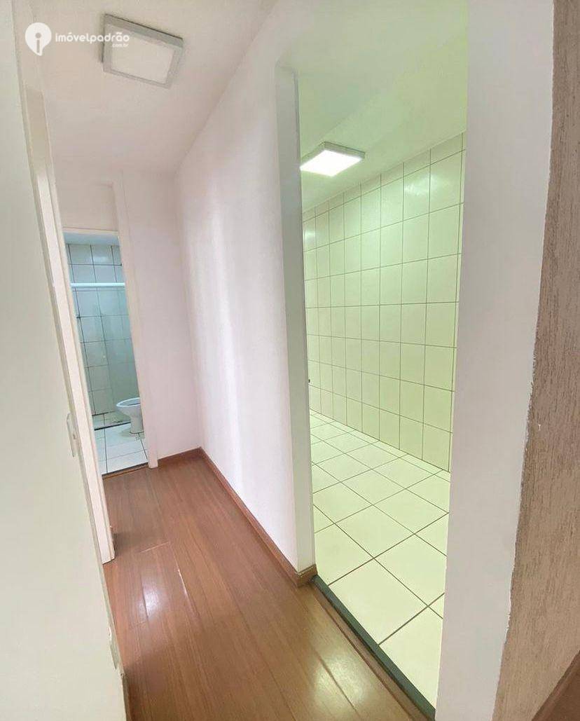 Apartamento à venda com 2 quartos, 46m² - Foto 3