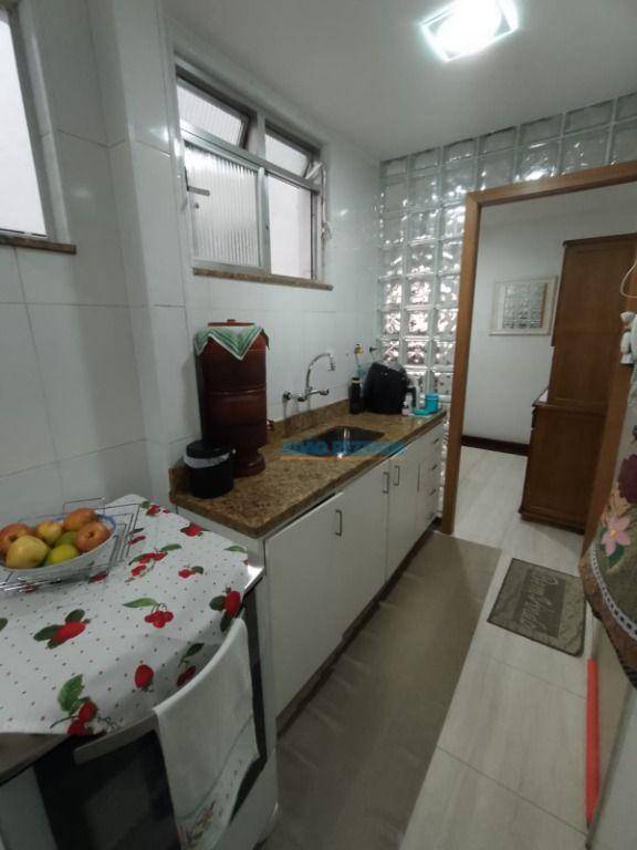 Apartamento à venda com 2 quartos, 48m² - Foto 17