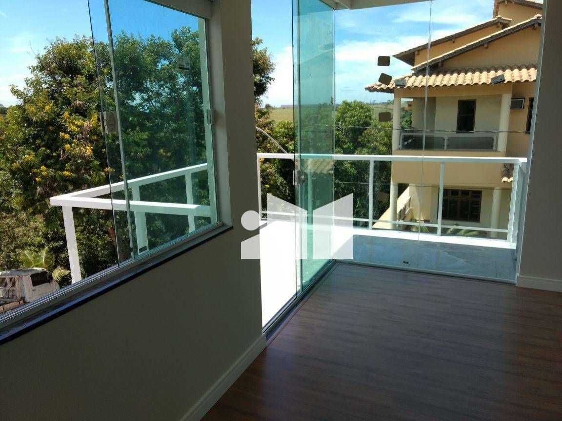 Casa de Condomínio à venda com 4 quartos, 330m² - Foto 8