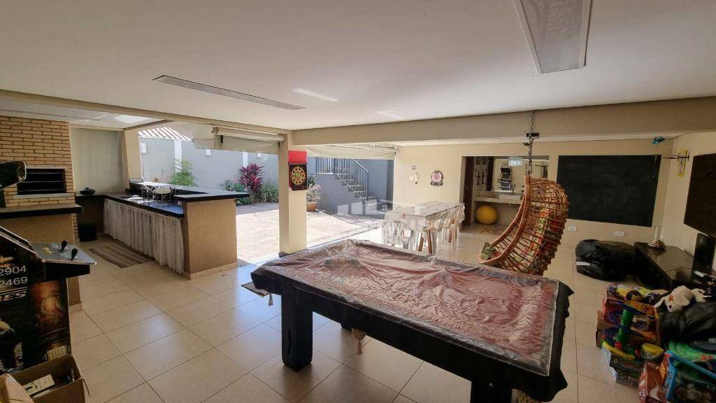 Casa à venda com 3 quartos, 237m² - Foto 43