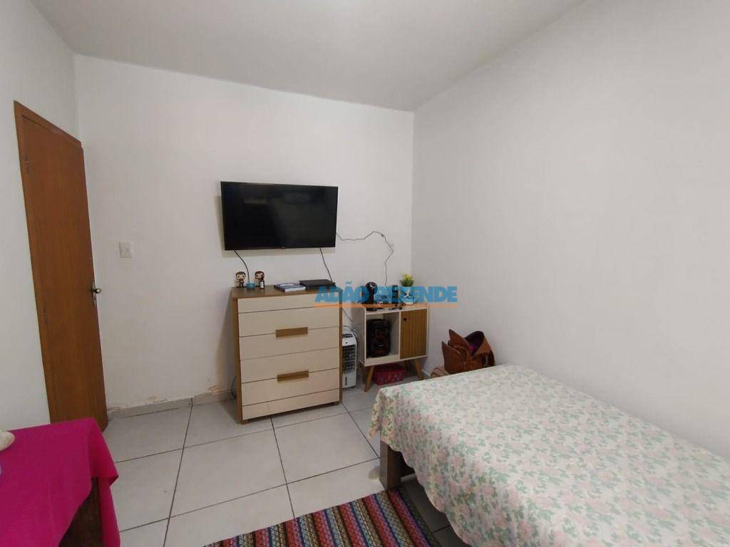 Casa à venda com 5 quartos, 182m² - Foto 39