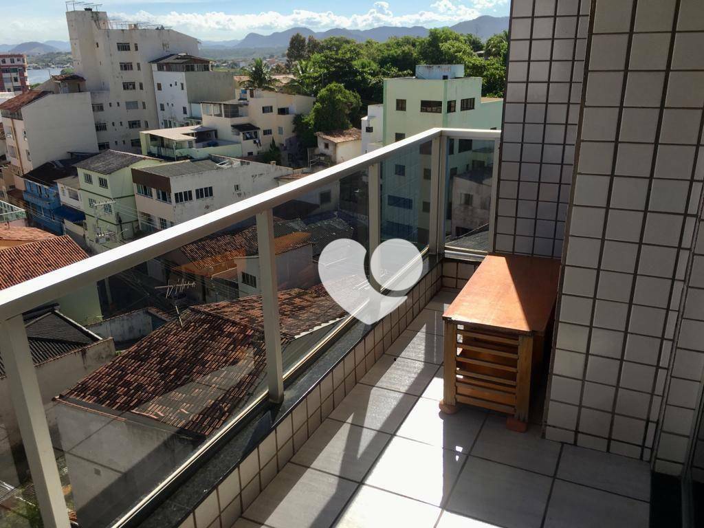 Apartamento à venda com 2 quartos, 90m² - Foto 4