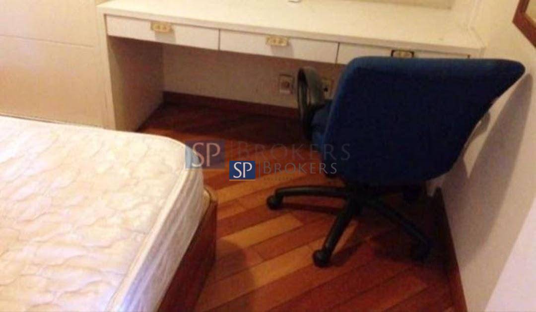 Apartamento para alugar com 1 quarto, 55m² - Foto 11