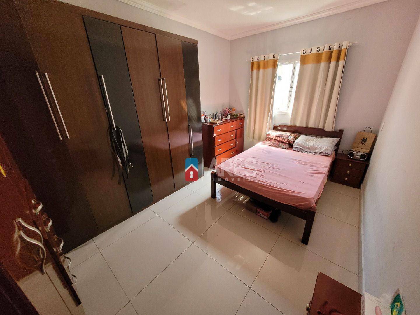 Casa à venda com 3 quartos, 134m² - Foto 6