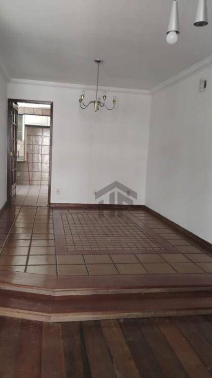 Casa à venda com 3 quartos, 240M2 - Foto 6