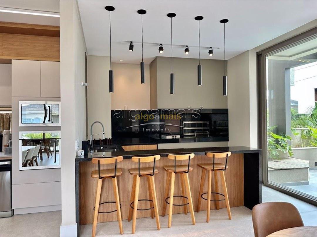 Casa de Condomínio à venda com 5 quartos, 315m² - Foto 8