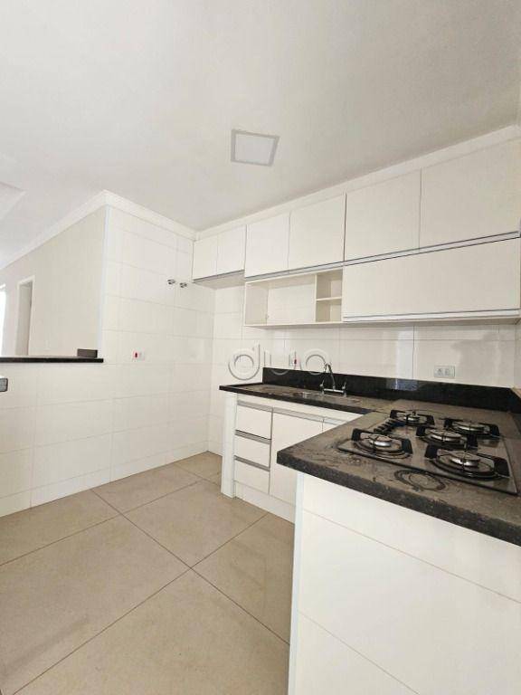 Casa de Condomínio para alugar com 3 quartos, 220m² - Foto 9
