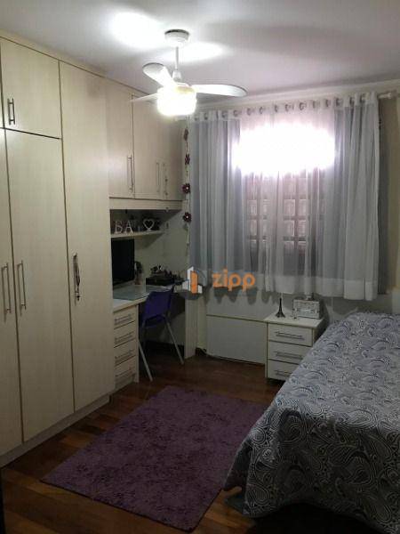 Sobrado à venda com 3 quartos, 320m² - Foto 24