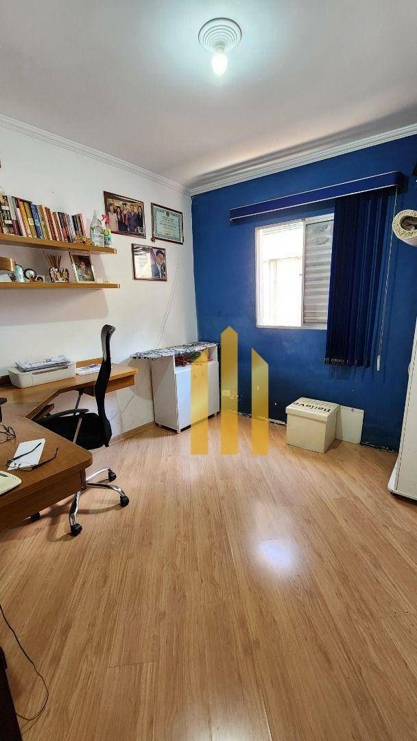 Sobrado à venda e aluguel com 3 quartos, 180m² - Foto 33