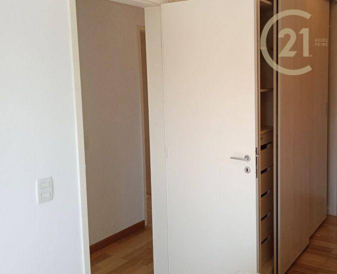 Apartamento para alugar com 3 quartos, 107m² - Foto 9