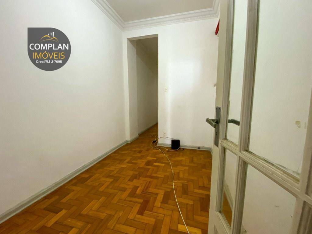 Apartamento para alugar com 3 quartos, 160m² - Foto 21