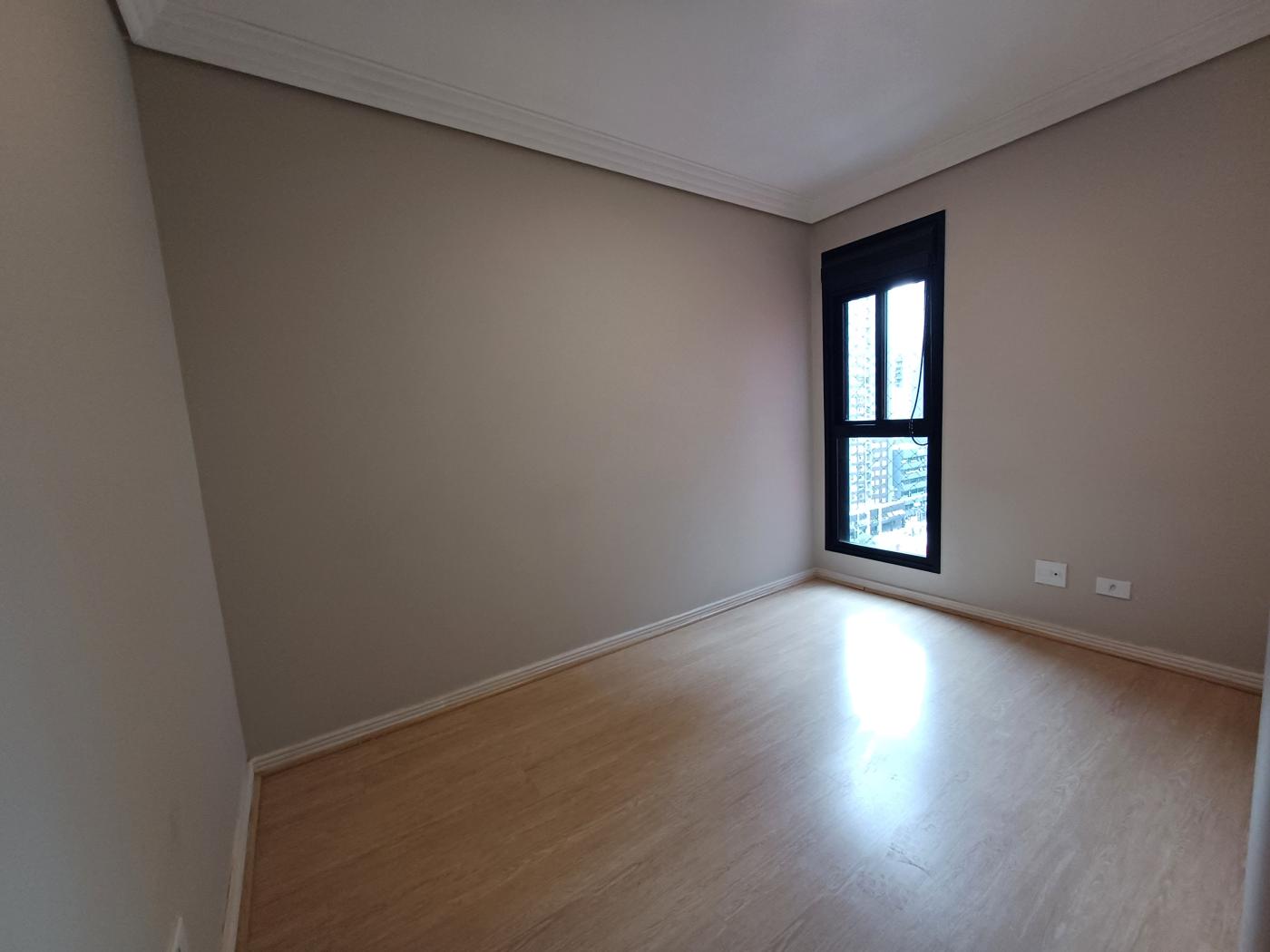 Apartamento para alugar com 3 quartos, 133m² - Foto 16