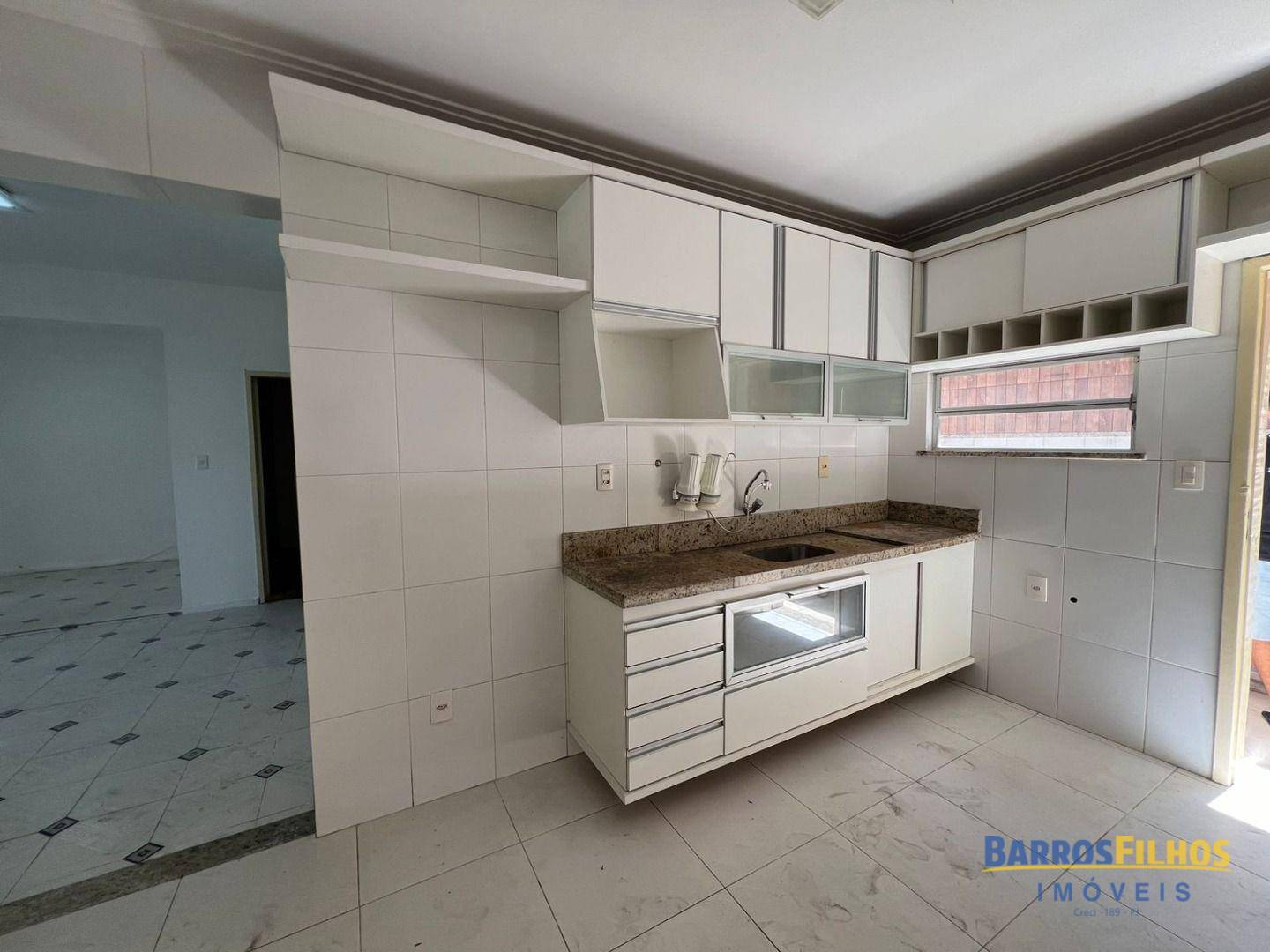 Casa à venda com 4 quartos, 162m² - Foto 10