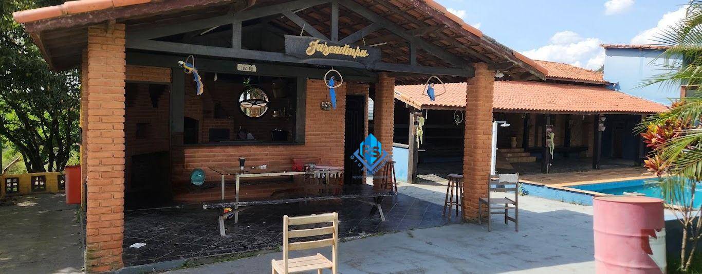 Chácara, 9 quartos, 6000 m² - Foto 1