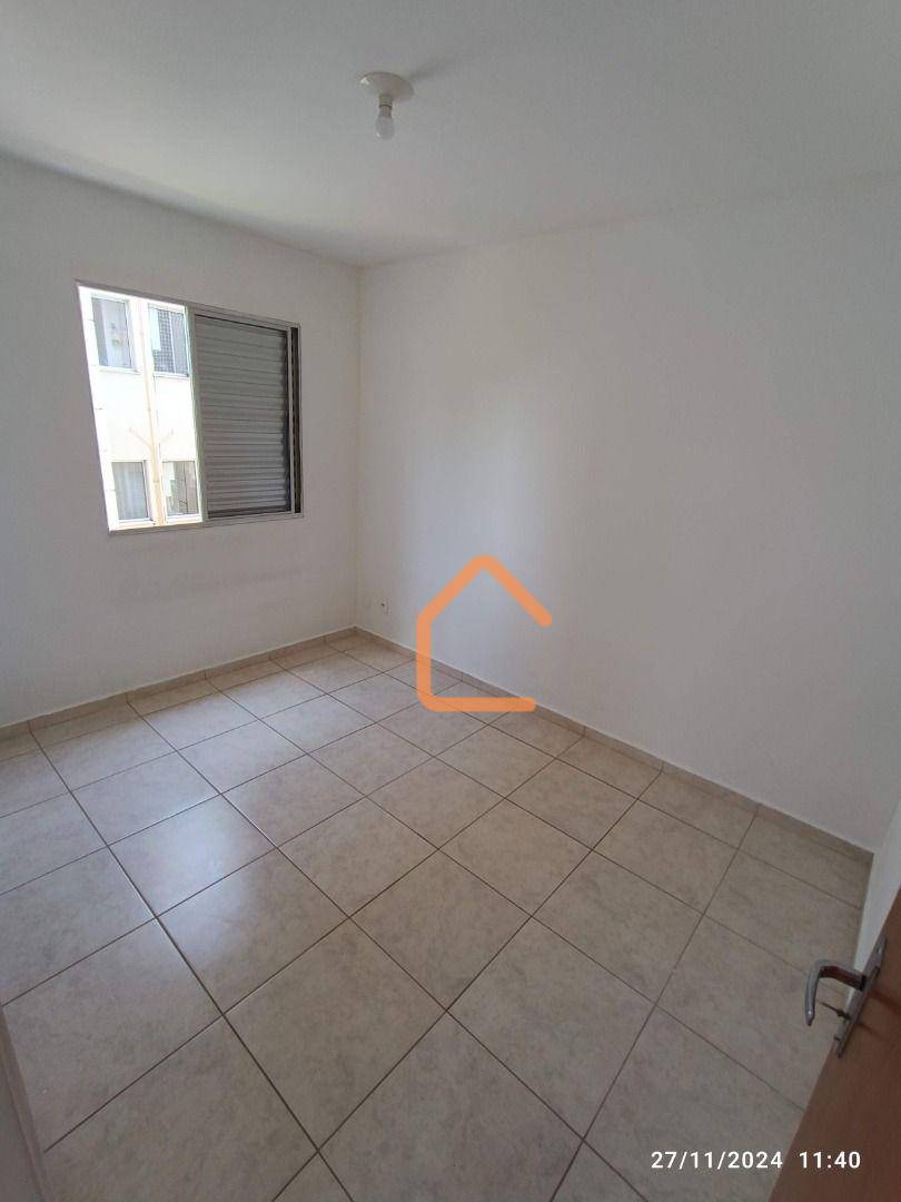 Apartamento para alugar com 2 quartos, 50m² - Foto 8