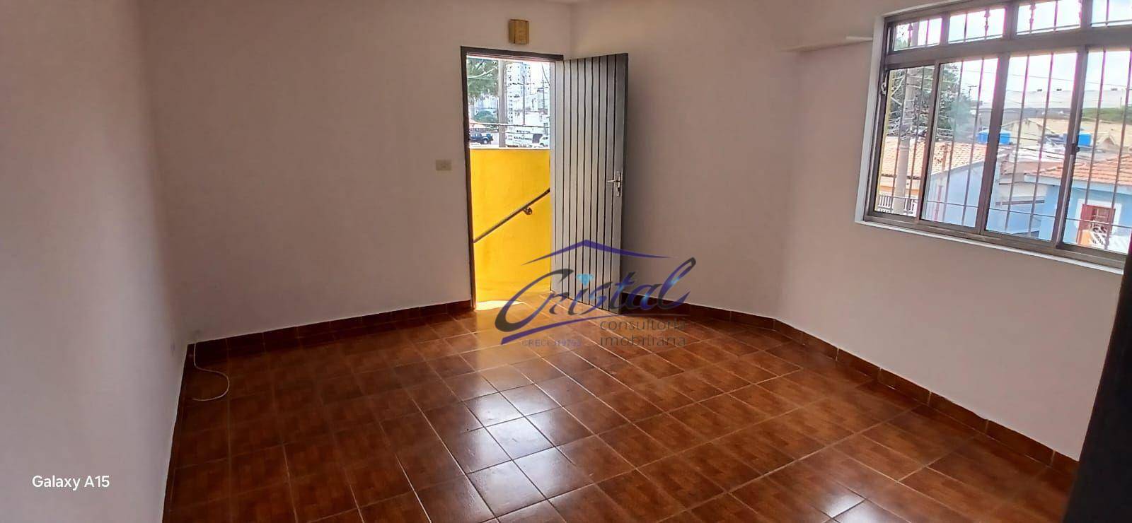 Casa para alugar com 2 quartos, 70m² - Foto 4