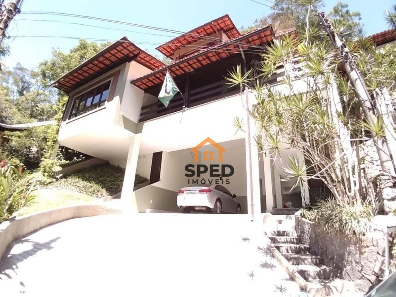 Casa de Condomínio à venda com 4 quartos, 294m² - Foto 1