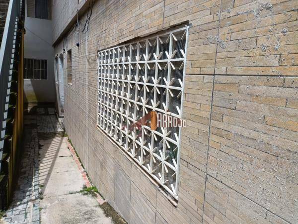 Sobrado à venda com 13 quartos, 400m² - Foto 67