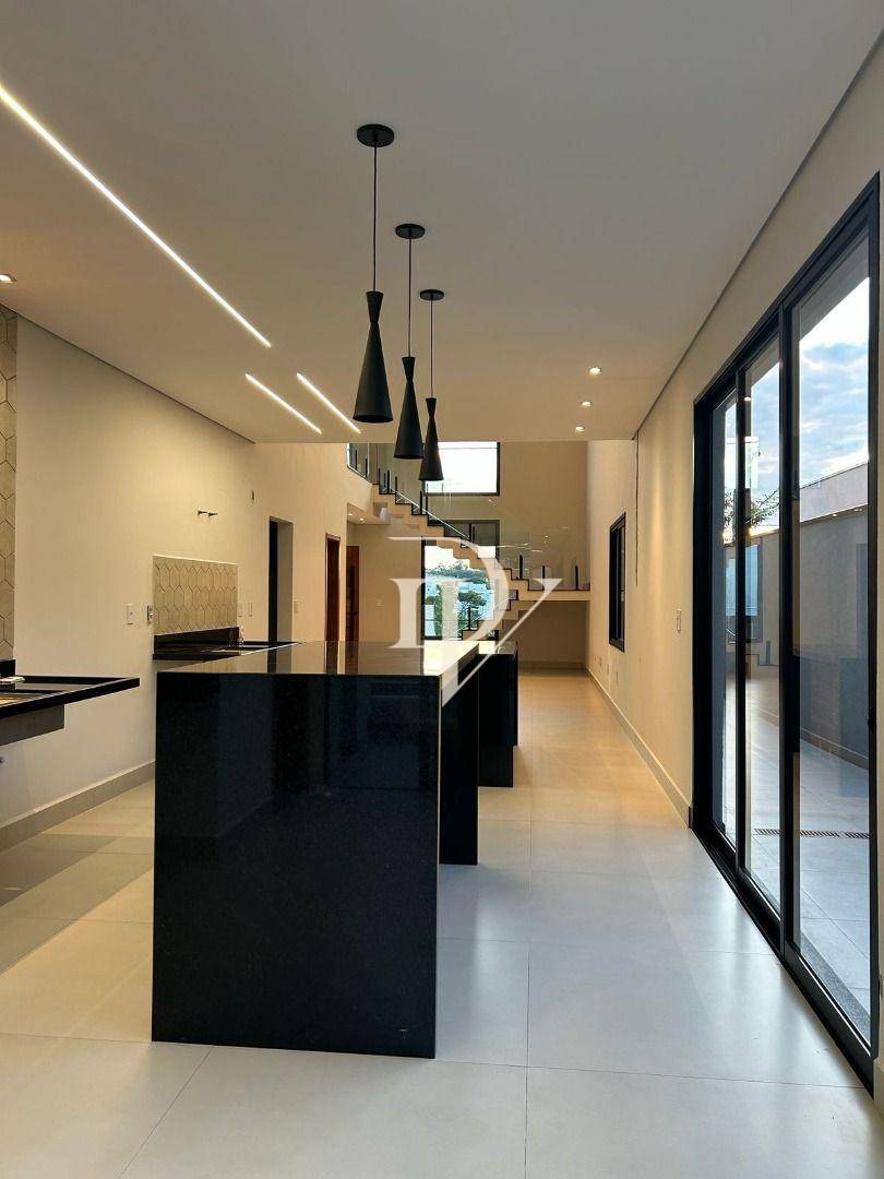 Casa de Condomínio à venda com 3 quartos, 226m² - Foto 6