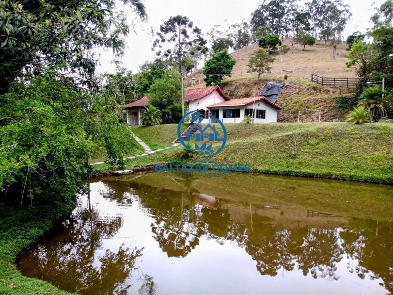 Fazenda à venda com 4 quartos, 7m² - Foto 1