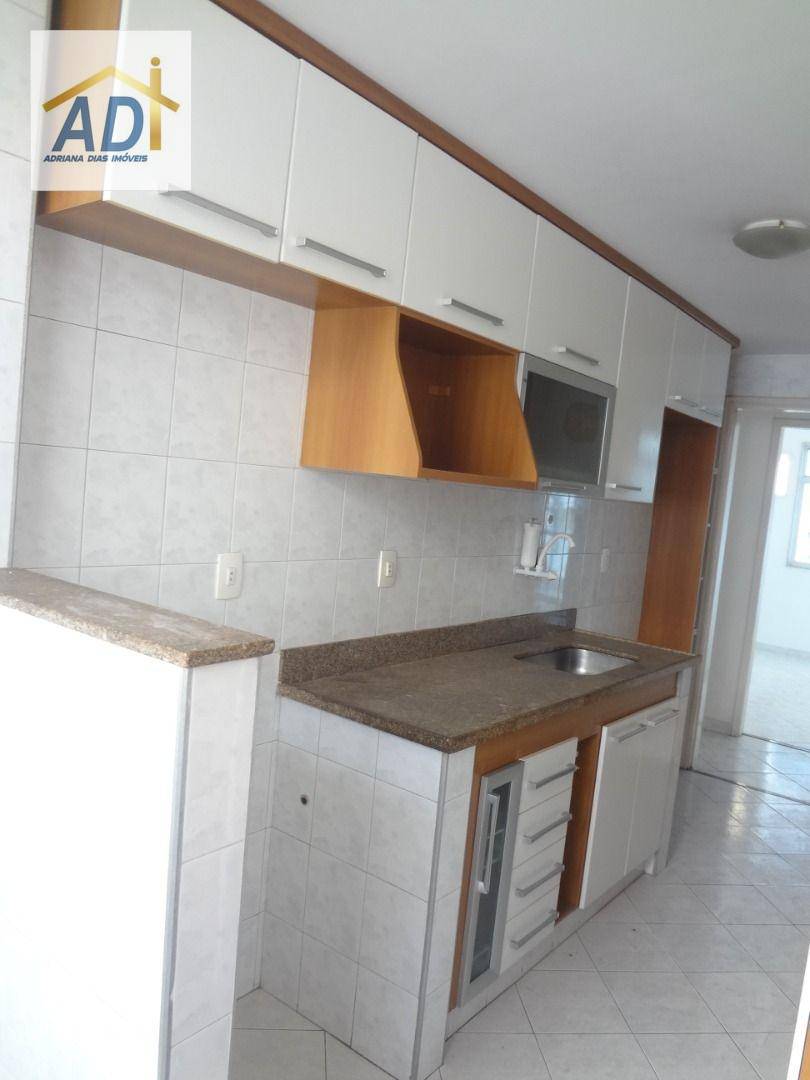 Apartamento para alugar com 2 quartos, 75m² - Foto 8