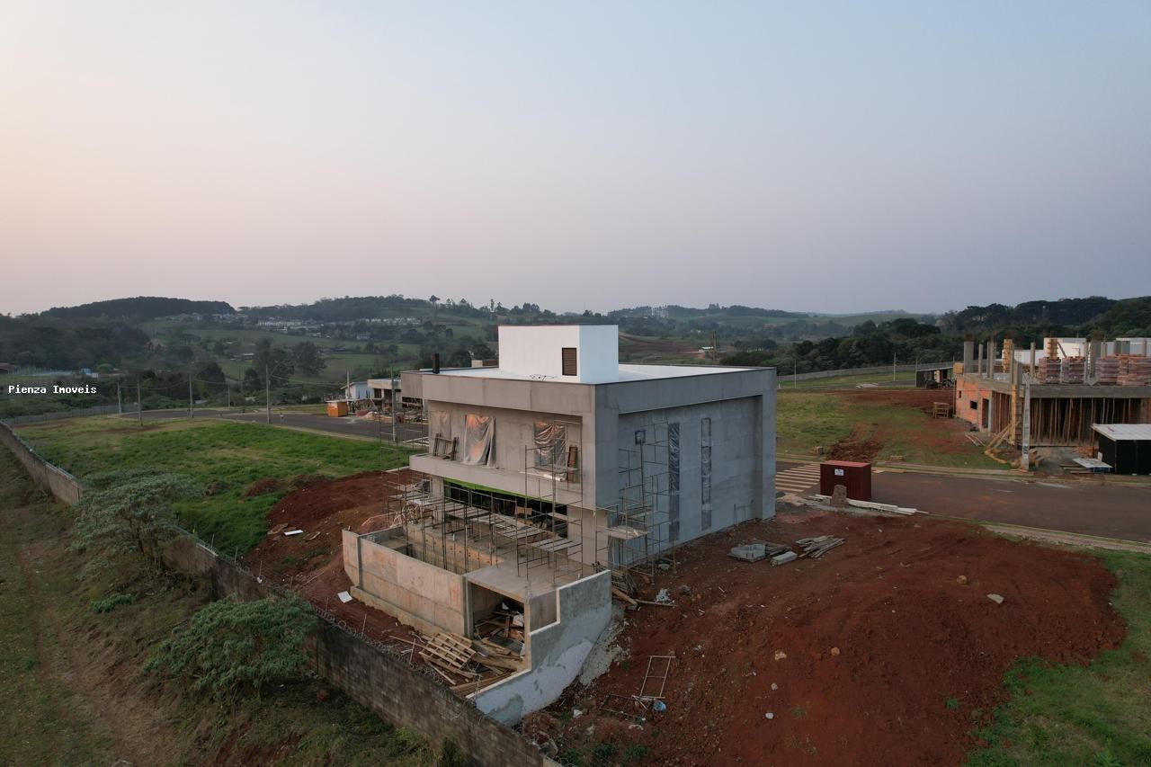 Casa à venda com 3 quartos, 316m² - Foto 28