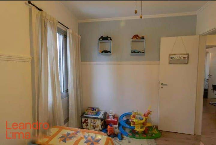 Apartamento à venda com 3 quartos, 80m² - Foto 25