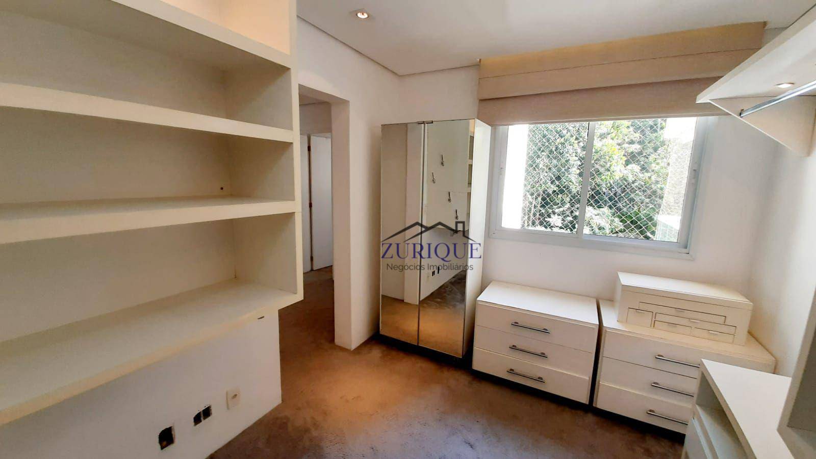 Apartamento à venda com 3 quartos, 202m² - Foto 19