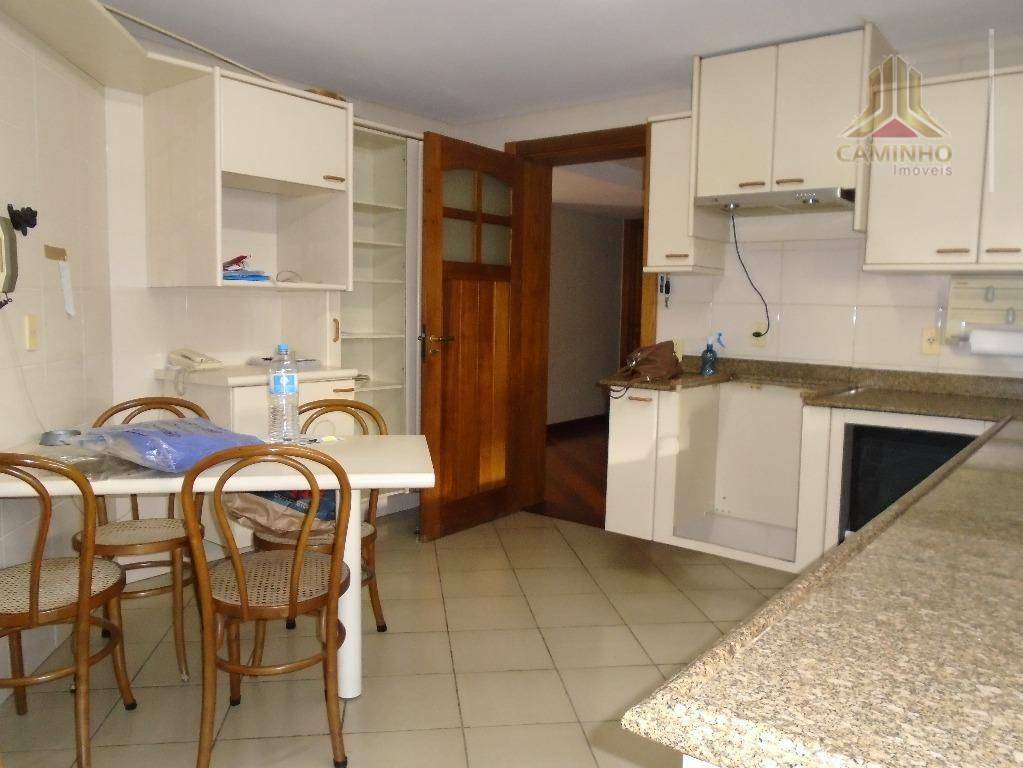 Apartamento à venda com 3 quartos, 297m² - Foto 23