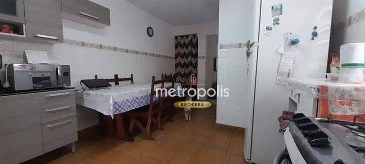 Sobrado à venda com 2 quartos, 250m² - Foto 5