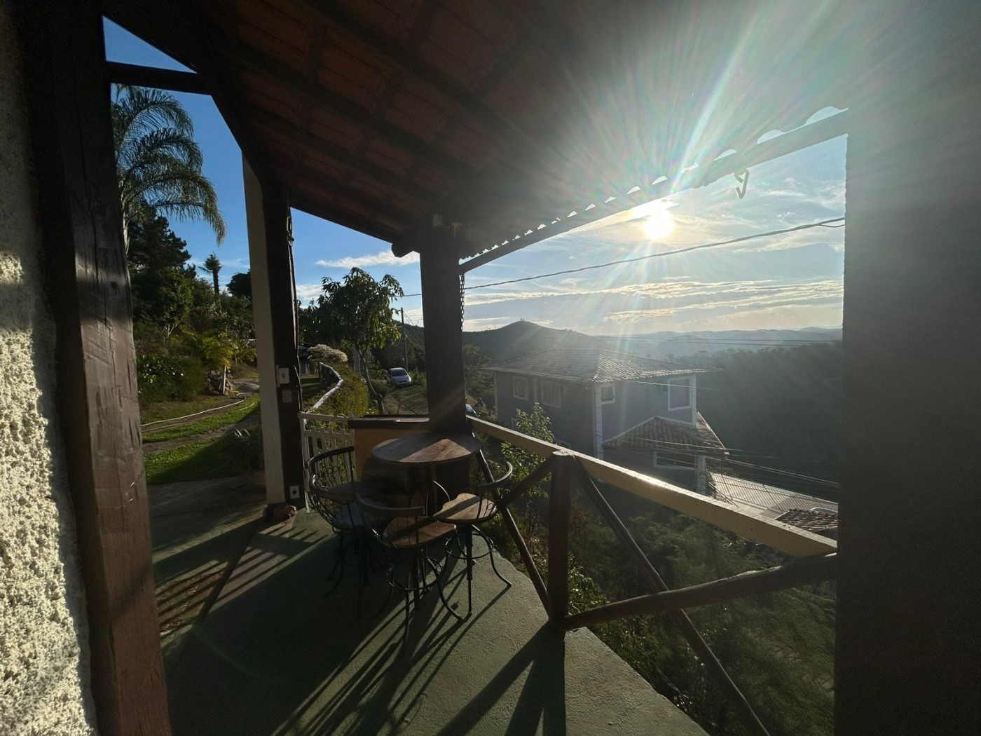 Casa de Condomínio à venda com 4 quartos, 250m² - Foto 25