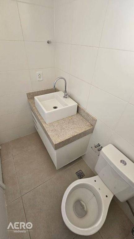 Apartamento para alugar com 2 quartos, 77m² - Foto 36