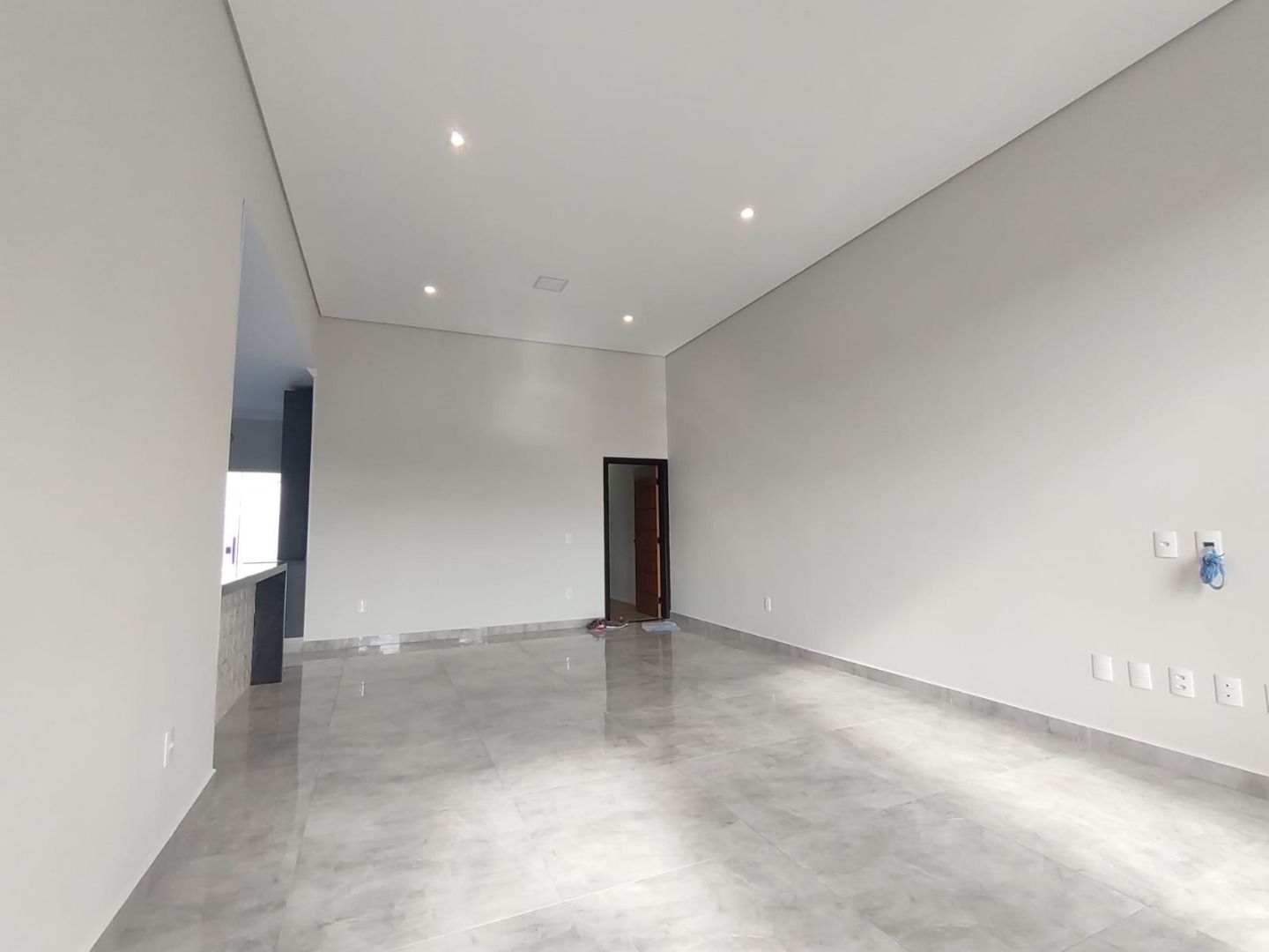 Casa de Condomínio à venda com 3 quartos, 150m² - Foto 4