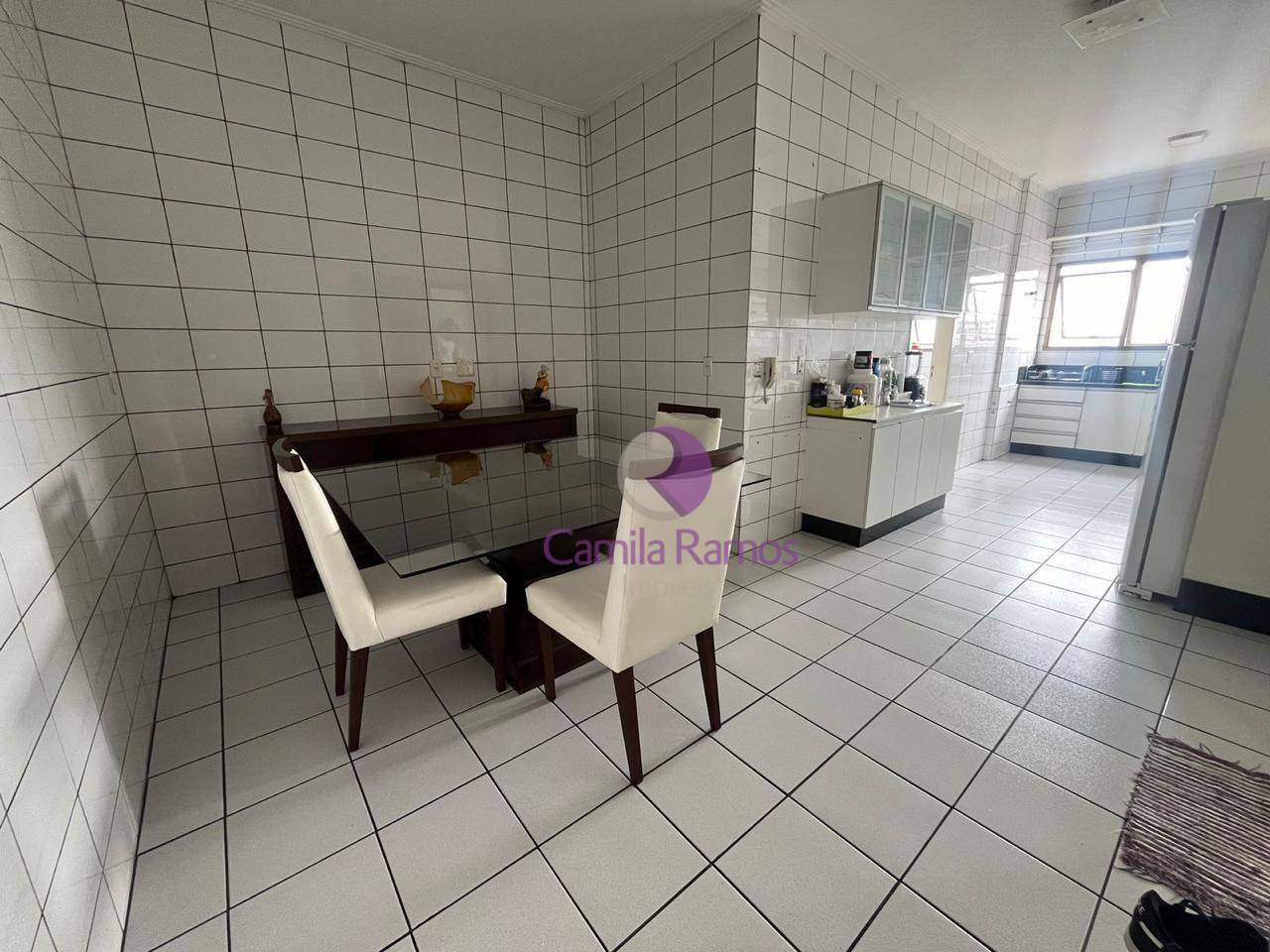 Apartamento à venda com 3 quartos, 135m² - Foto 3