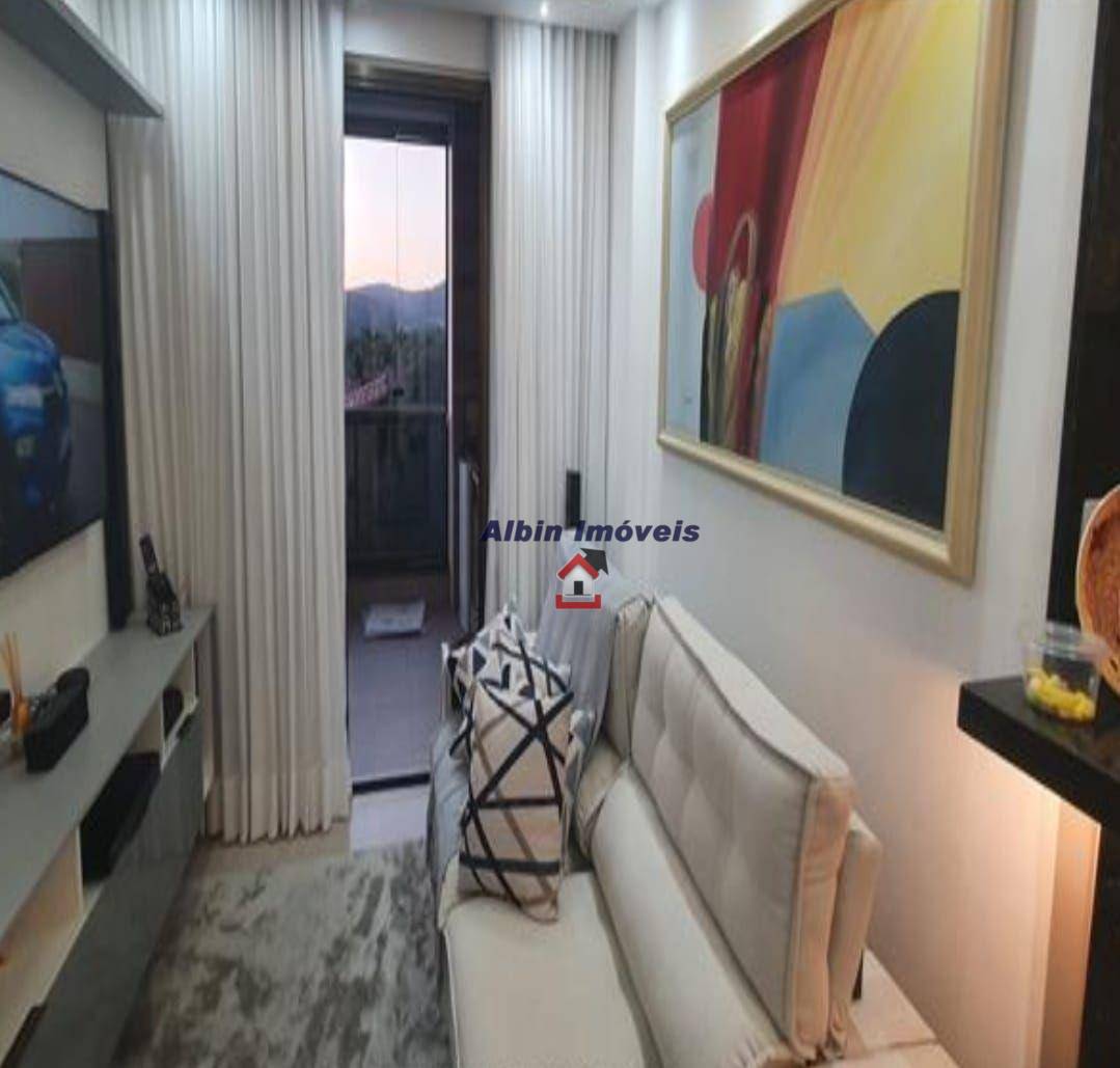 Apartamento à venda com 2 quartos, 82m² - Foto 6