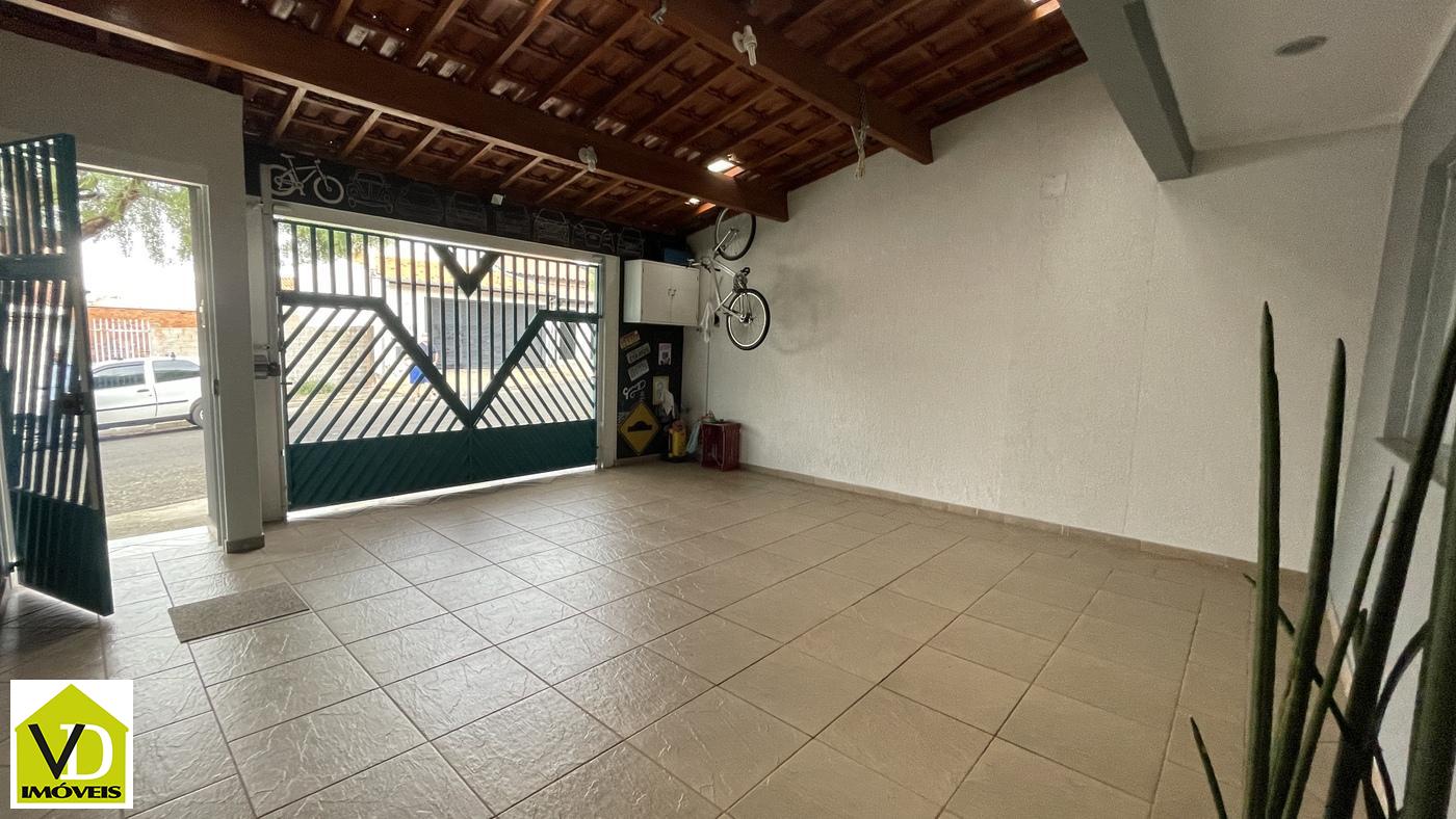 Sobrado à venda com 3 quartos, 200m² - Foto 4