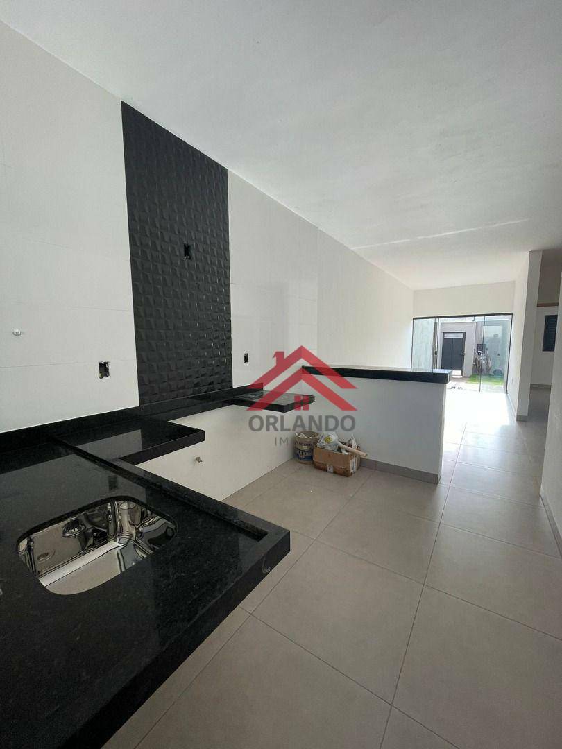 Casa à venda com 3 quartos, 95m² - Foto 5