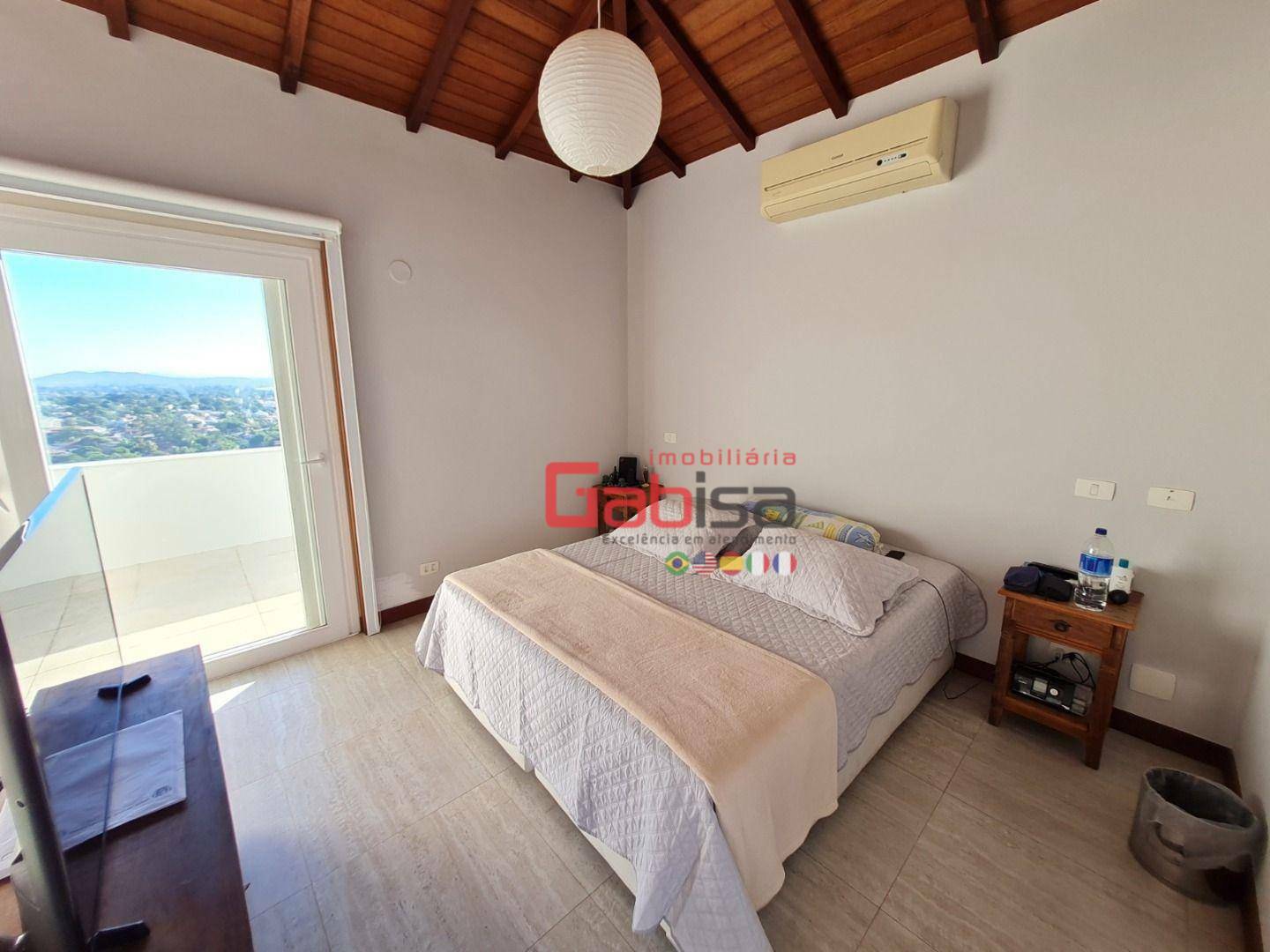 Casa à venda com 4 quartos, 217m² - Foto 15