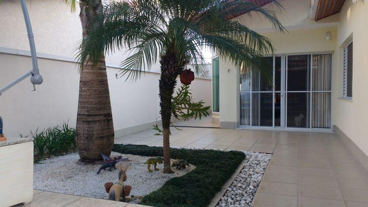 Casa de Condomínio à venda com 3 quartos, 600m² - Foto 46