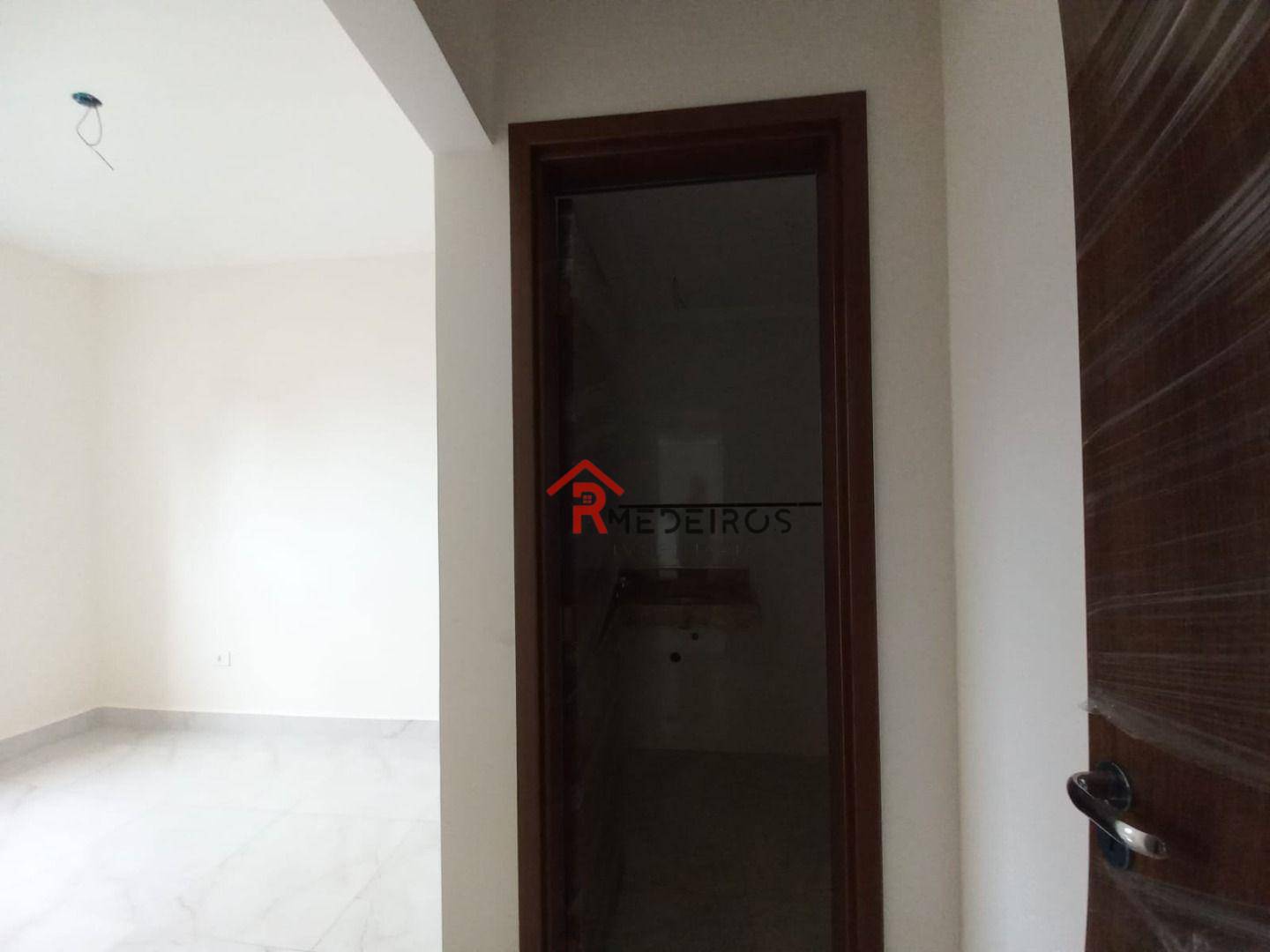 Apartamento à venda com 2 quartos, 70m² - Foto 14