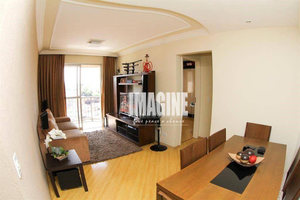 Apartamento à venda com 2 quartos, 70m² - Foto 1