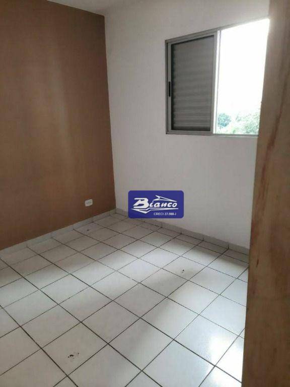 Apartamento à venda com 3 quartos, 64m² - Foto 7