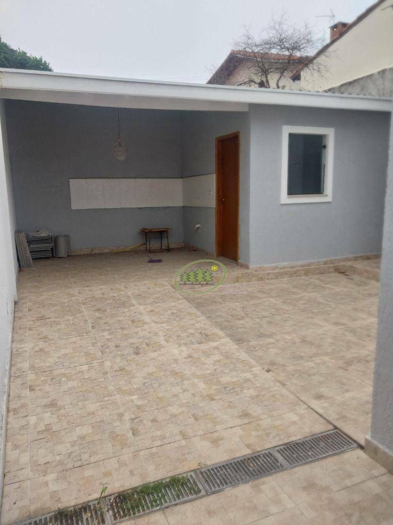 Casa à venda com 3 quartos, 95m² - Foto 3