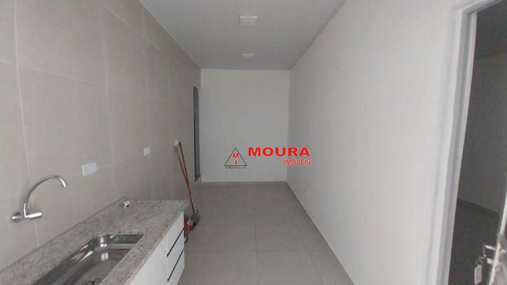 Casa para alugar com 1 quarto, 30m² - Foto 11