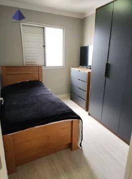 Apartamento à venda com 3 quartos, 76m² - Foto 17